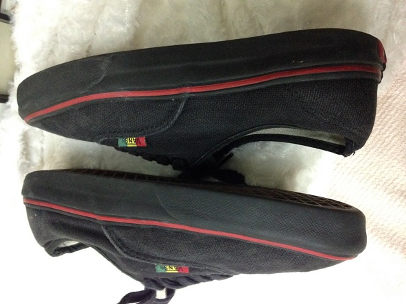 รองเท้า VAN เบอร์ 39 ยาว 25 cm ราคาพร้อมจัดส่งครับ