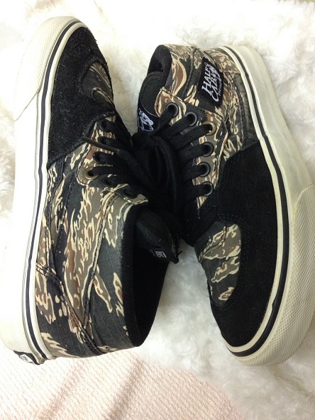 รองเท้า VAN half cab เบอร์ 38 ยาว 24 cm ราคาพร้อมจัดส่งครับ