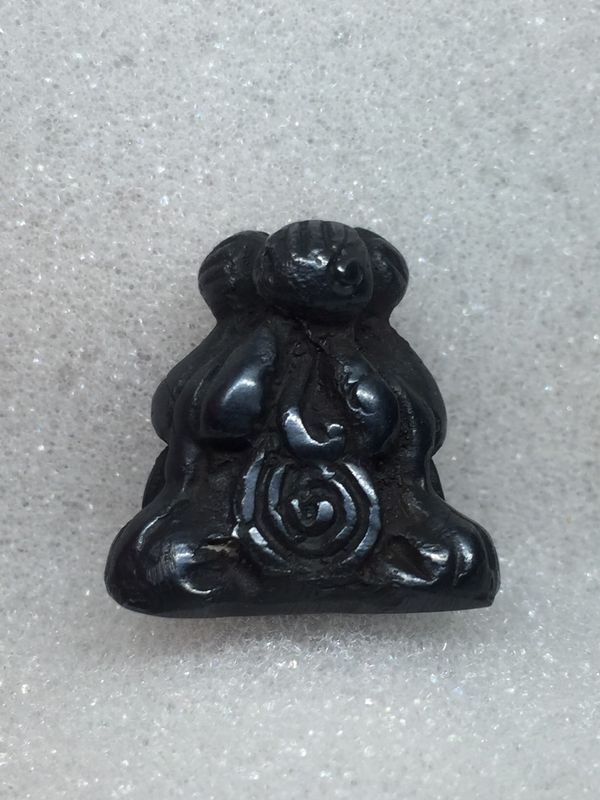 พระปิดตา สามเกลอ เนื้อเมฆพัตร 