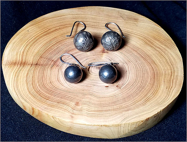 *ต่างหูเงิน*