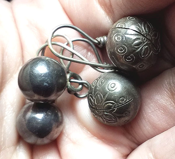 *ต่างหูเงิน*