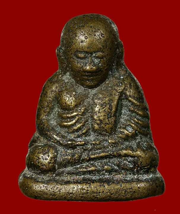 รูปหล่อ หลวงพ่อเงิน วัดบางคลาน ปี28 รุ่น ปืนแตก เศียรกลม แก่เนื้อระฆังเก่าเดิมๆ มีคราบเบ้า เดิมๆ