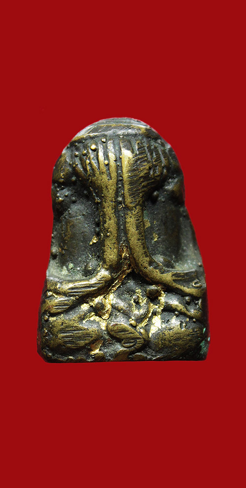 พระปิดตา หบ่อเก่าไม่รู้ที่ เนื้อเก่าจัดๆครับ