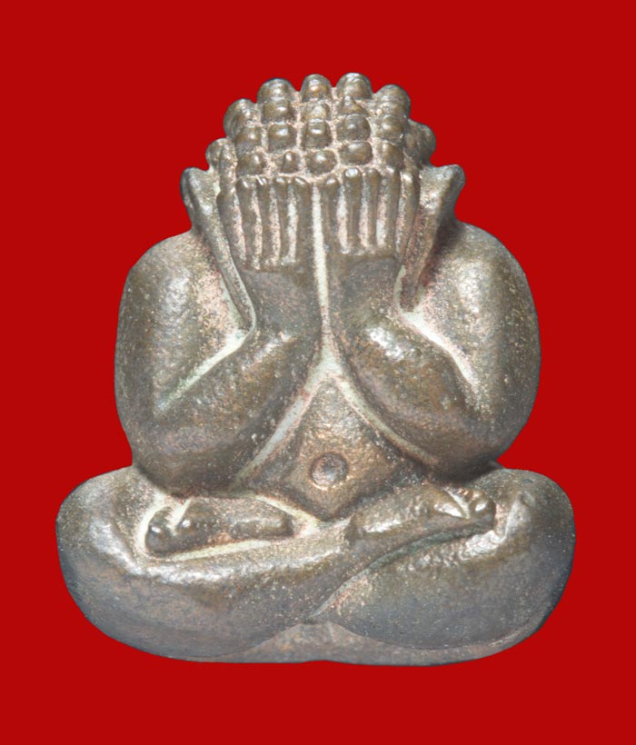 พระปิดตาพุทธเมตตาหล่อโบราณ เนื้อนวโลหะ เททองเสาร์ ๕ หลวงปู่วิเวียร วัดดวงแข กทม. ปี ๒๕๓๖