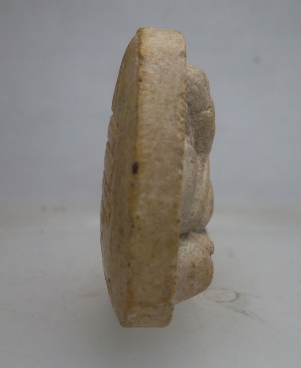 พระปิดตาเนื้อผง หลังฉัตร พระญาณสังวร วัดบวร ปี19 เดิมๆครับ 