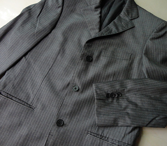 สูท marie claire ของแท้ แบรนด์ดัง เนื้อผ้าดี มีซับใน แบบสวยดูดี เกือบเหมือนใหม่ ใช้ woven ของ Italy