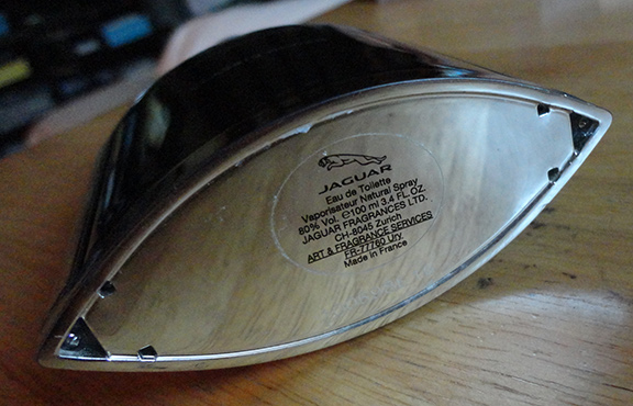 น้ำหอม Jaguar Classic Black EDT 100 มล. ของแท้ สง่างาม.....หรูหรา ผลิตในฝรั่งเศส made in France