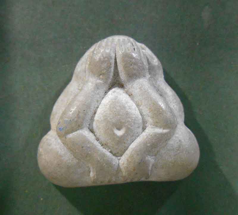 พระปิดตา รุ่นแรก หลวงพ่อสงวน วัดเนรัญชรา