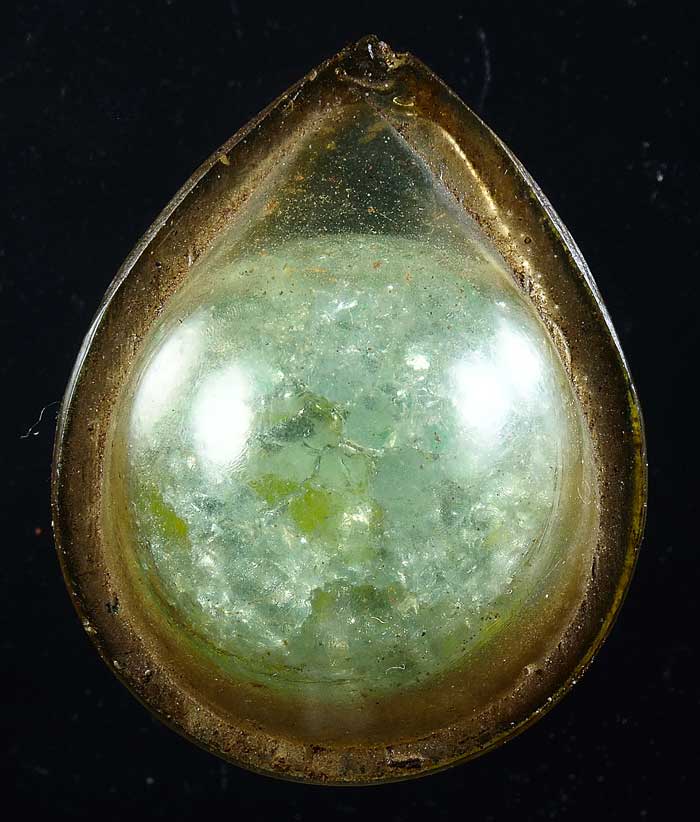 ลูกแก้ว หลวงพ่อฤาษีลิงดำ วัดท่าซุง