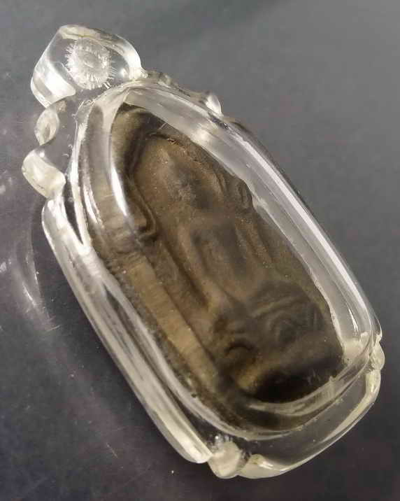 150 บาท  พระเนื้อดินเผาในเลี่ยมเดิม  สวยมากๆครับไม่ทราบที่