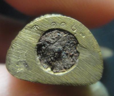 สังกัจจายน์รับทรัพย์ แบบมีฐานเนื้อสัมฤทธิ์ เลข 1108 กล่องเดิม หลวงพ่อสาคร วัดหนองกรับ