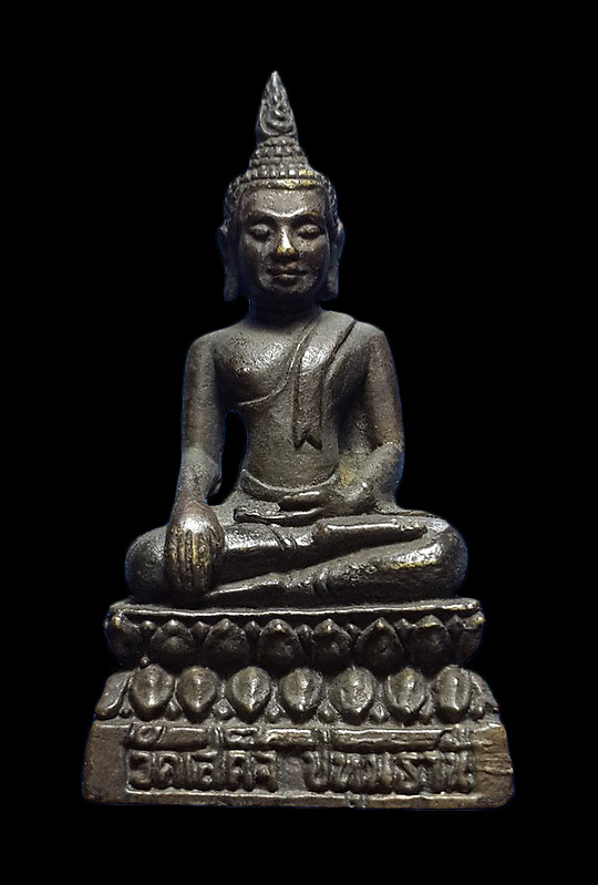 รูปหล่อหลวงพ่อพุทธสิหิงค์ หลวงพ่อลมูล วัดเสด็จ จ.ปทุมธานี ที่ระลึกฉลองอายุ 84 ปี ปี41 