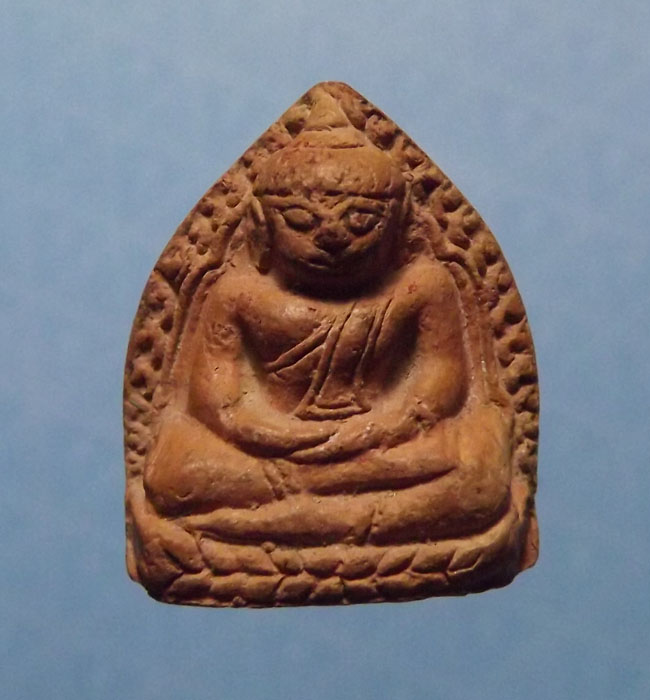 หลวงพ่อโต กรุ วัดชีประขาวหาย จ.พิษณุโลก