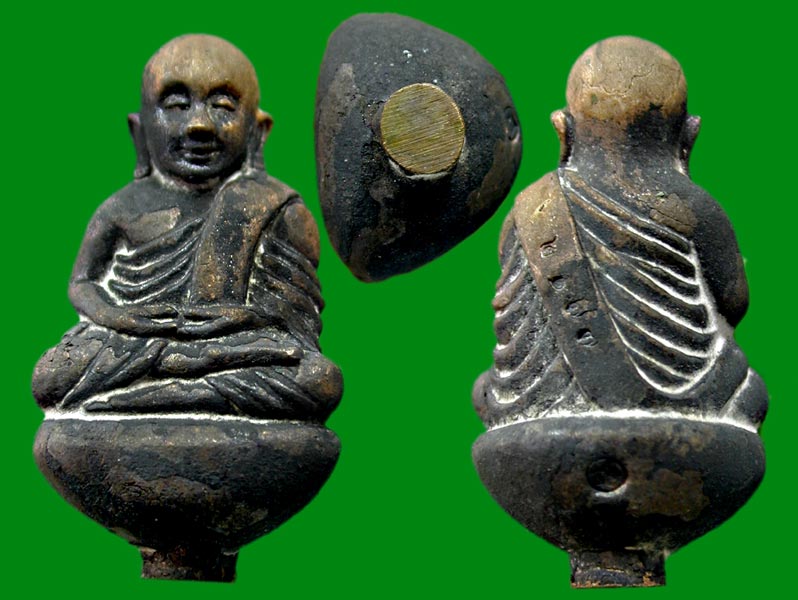 1 ชุด 3 องค์ รูปหล่อหลวงพ่อเงิน ก้นถ้วย เบ้าทุบ เทในพิธี(นำฤกษ์) วัดบางคลาน ปี57.....เคาะแรก   