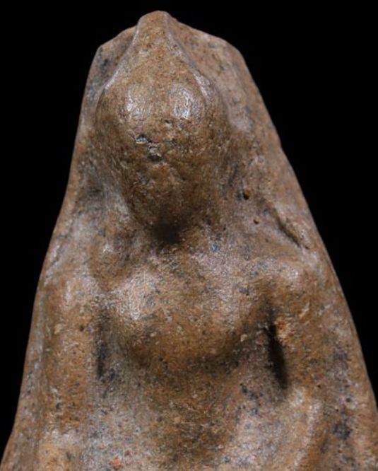 พระนางเขาหลวง เนื้อดิน กรุเขาหลวง จ.สุโขทัย