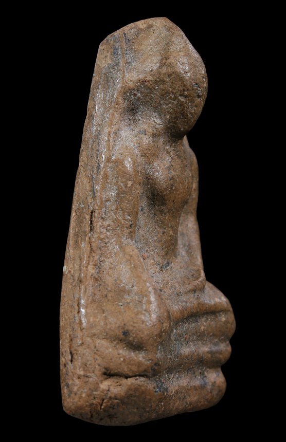 พระนางเขาหลวง เนื้อดิน กรุเขาหลวง จ.สุโขทัย