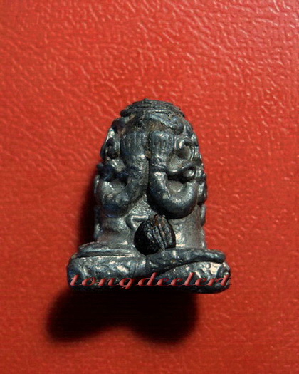 พระปิดตายันต์ยุ่ง หลวงพ่อนารถ วัดศรีโลหะราษฎร์บำรุง จ.กาญจนบุรี องค์นี้จิ๋วแต่แจ๋วค่ะ