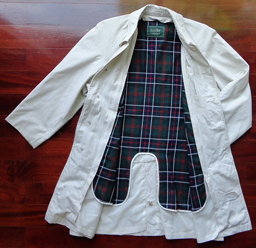 โค๊ต EAST BOY ของแท้ ทรงสวย ดูดี เอาไว้ไปเมืองนอก เกาหลี ญี่ปุ่น ยุโรป ฯลฯ ได้หมดครับ