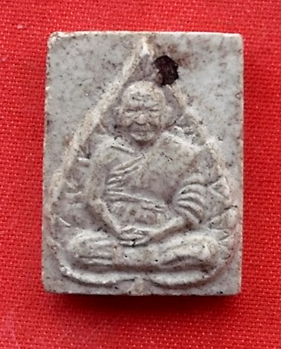 เริ่ม 10 บาท กับ พระผงครูบาอินโต วัดบุญยืน จ.พะเยา  ..Q215