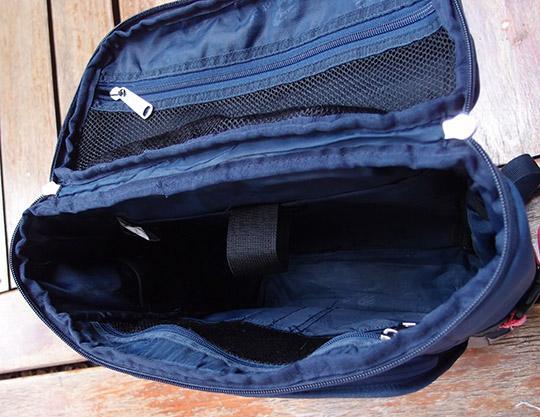 เป้ New Balance ของแท้ ทรงสวย หัวซิปแดง Traveller Backpack