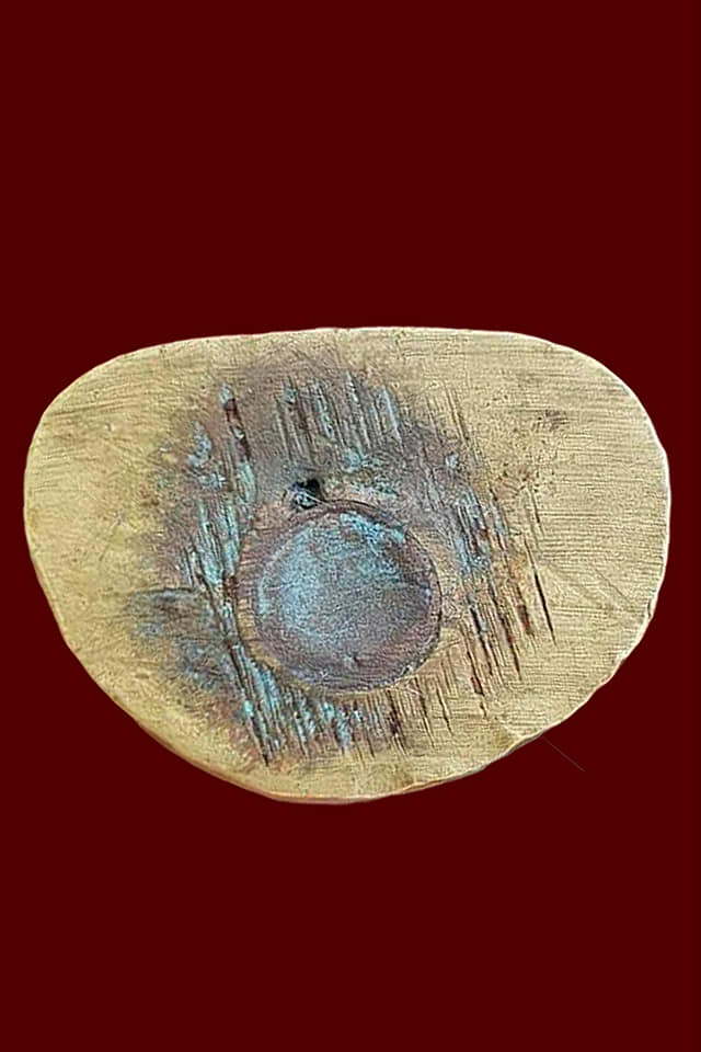 รูปหล่อหลวงพ่อเงิน วัดบางคลาน รุ่นช้างคู่ ปี 2526 ออกวัดท้ายน้ำ พิมพ์ใหญ่ เนื้อทองเหลือง