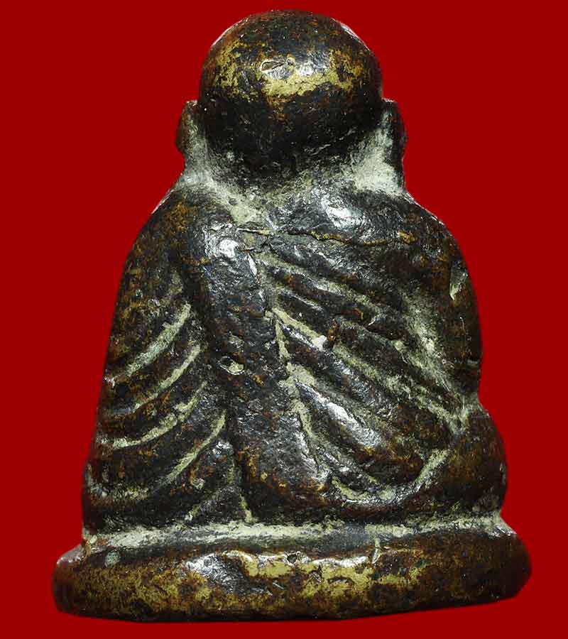 รูปหล่อ หลวงพ่อเงิน วัดบางคลาน รุ่นปืนแตก พิมพ์ เศียรโต นิยม วัดคงคาราม อ.โพทะเล จ.พิจิตร 