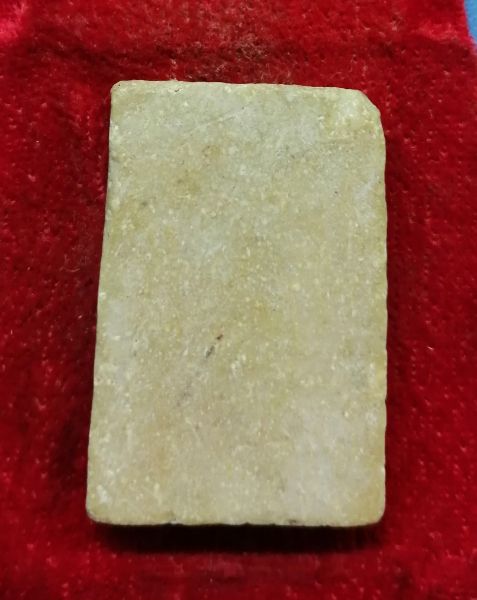 พระผงหลวงพ่อขาว​วัดชันสูตรปี16​เนื้อผงน้ำมันกริ่งไม่ดังครับหลวงพ่อกวยปลุกเสก