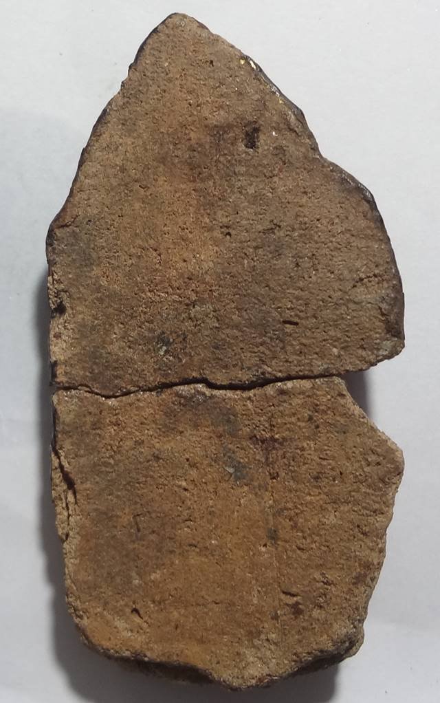 -พระ โคนสมอ อยุธยา รักทอง เดิม ๆ มีหน้ามีตา เก็บใว้ศึกษาเป็นองค์ครู ได้ครับ