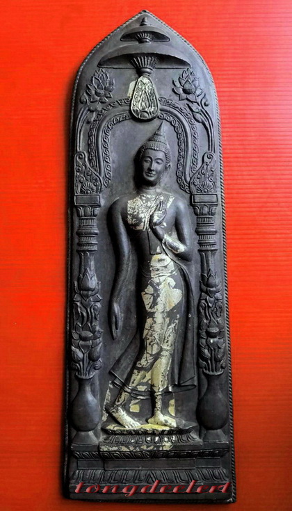 พระบูชากำแพงศอกหลังพระพุทธบาท หลวงปู่ดี วัดพระรูป จ.สุพรรณบุรี สวยมากค่ะ