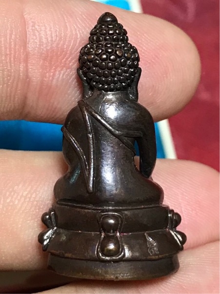 พระกริ่งปวเรศ วัดบวรนิเวศ ๘๐ - ๓๖ ปี 2536 กล่องเดิมครับ