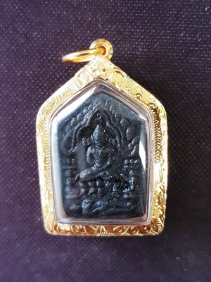 ขุนแผนผงพรายกุมารเนื้อกระยาสารท สีดำ-บรมครู32 พิมพ์เล็กหลังปิดจีวรเเก่น้ำมันพระเจ้าตากของดีหายาก