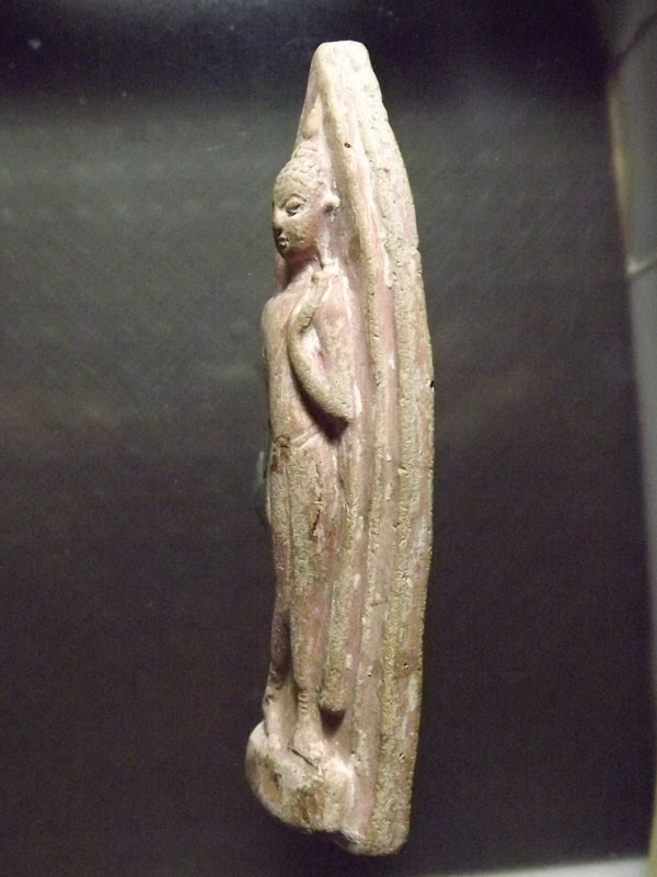 พระลีลาเนื้อดิน กรุวัดถ้ำหีบ จ.สุโขทัย