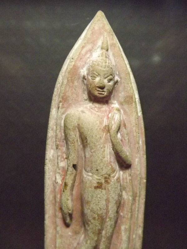 พระลีลาเนื้อดิน กรุวัดถ้ำหีบ จ.สุโขทัย