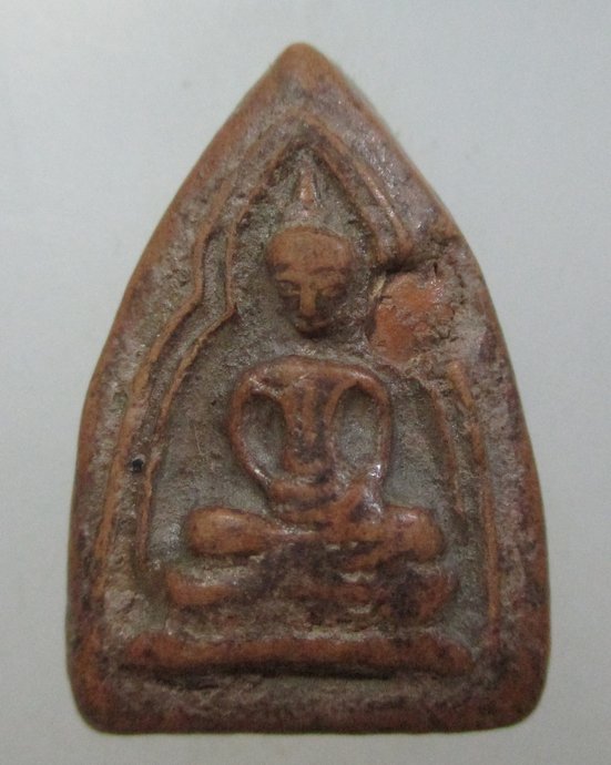 ๒๐ พระพุทธเนื้อดิน