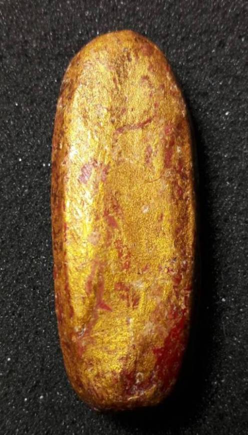 พระลีลาเนื้อดิน