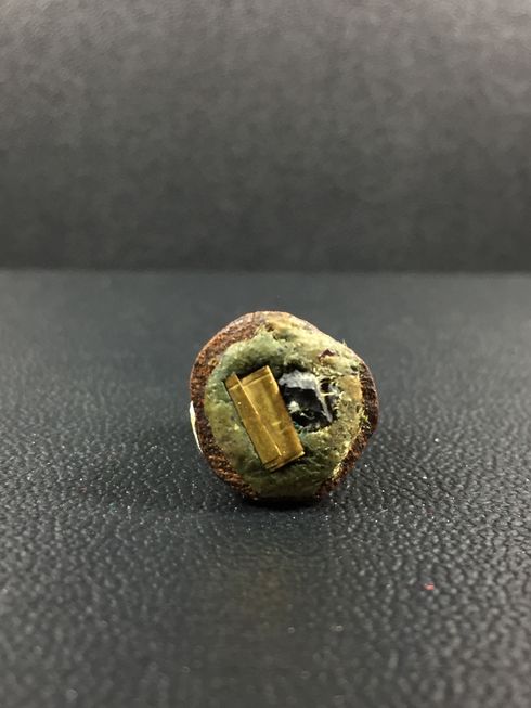 พระปิดตาไม้ช่อฟ้าเก่า หลวงพ่อสมบูรณ์ วัดหงส์รัตนาราม กทม