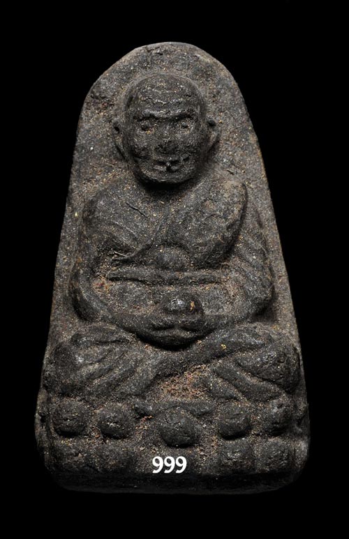 หลวงพ่อทวด หลังฝังเพชรหน้าทั่ง