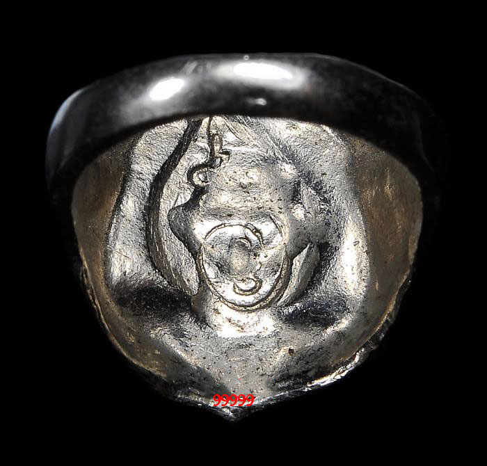 แหวนหลวงพ่อทวด วัดช้างให้