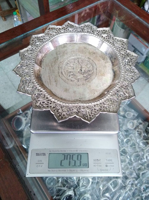 พานเงิน นน. 275.9 กรัม 