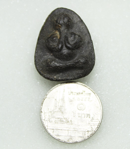 พระปิดตา เนื้อผง สภาพสวยๆ ไม่ทราบสำนัก