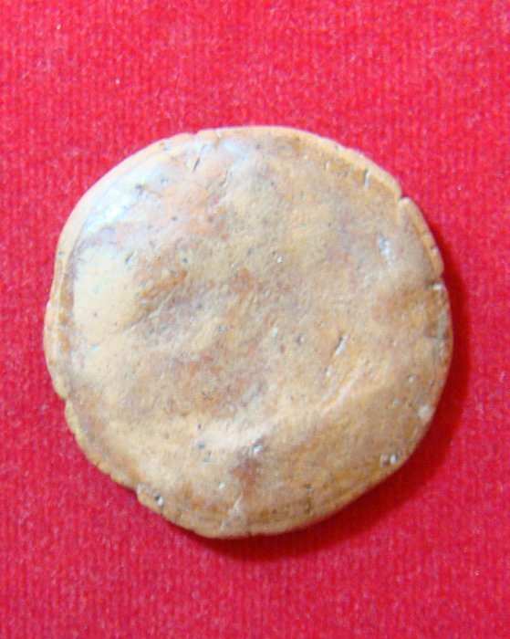 พระงบน้ำอ้อย พิมพ์ 12 องค์ กรุสุโขทัย