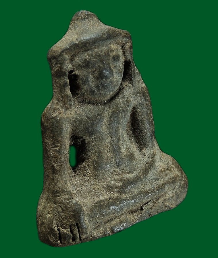 พระร่วงนั่งแขนโปร่ง กรุวัดพระยาดำ สุโขทัย เคาะเดียว ค่ะ