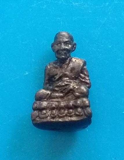 เนื้อเงิน พระกริ่งหลวงพ่อทวด รุ่นสร้างวิหาร วัดทรายขาว จ.ปัตตานี ปี ๒๕๓๗