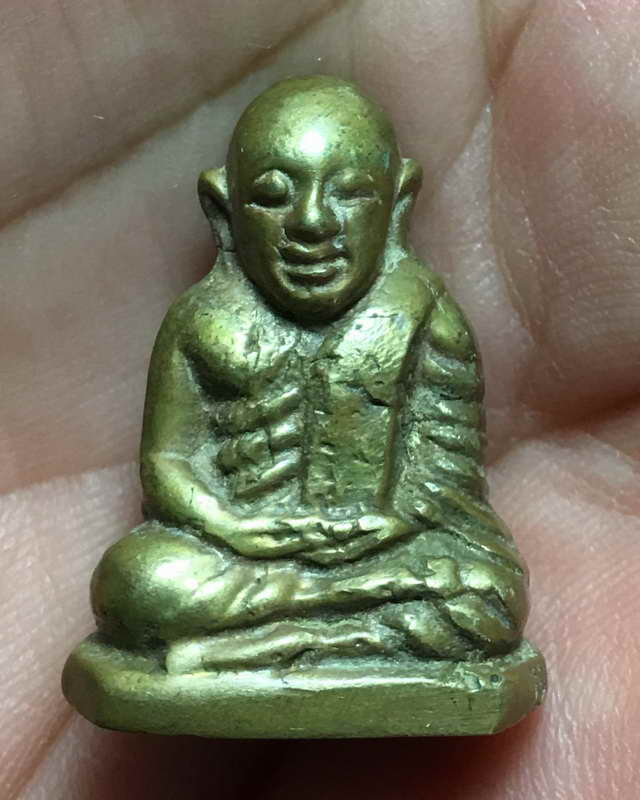 รูปหล่ออุดกริ่งหลวงพ่อเงิน วัดบางคลาน ออกวัดท่าบัวจนทอง ปี 2515 หลวงพ่อสิทธิ์ ท่านปลุกเสกไฟลุกในบาตร