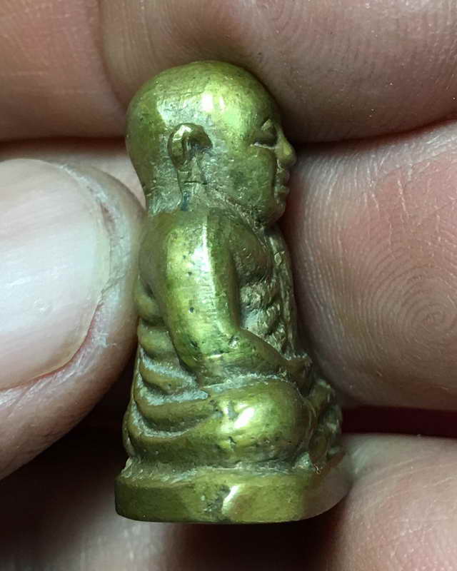 รูปหล่ออุดกริ่งหลวงพ่อเงิน วัดบางคลาน ออกวัดท่าบัวจนทอง ปี 2515 หลวงพ่อสิทธิ์ ท่านปลุกเสกไฟลุกในบาตร