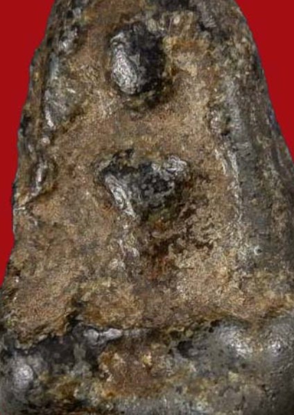 พระร่วงนั่ง เนื้อชินเขียว กรุวังบัว จ.เพชรบุรี พระดูง่าย 