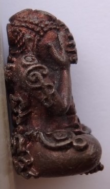 พระปิดตา ยันต์ยุ่ง สวยๆ ไม่ทราบวัด เคาะเดียว