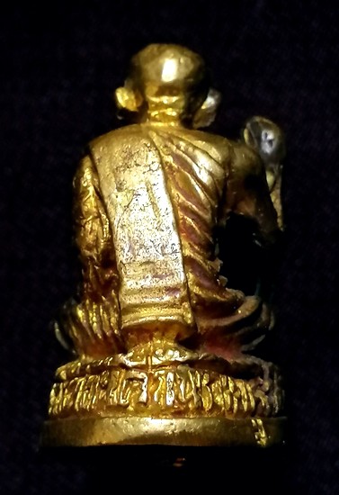 150 ฿ รูปหล่อพุทธกวักหลวงปู่ขุ้ย วัดซับตะเคียน จ เพชรบูรณ์ รุ่น มหาเศรษฐีสมปรารถนา เนื้อทองผสม