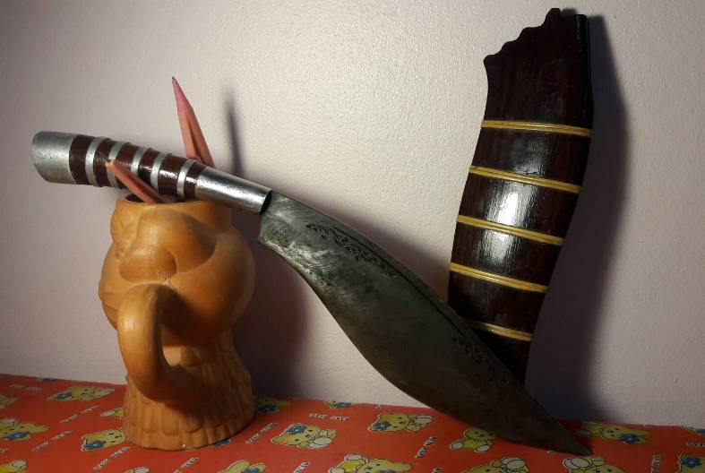 มีดเหน็บโบราณ