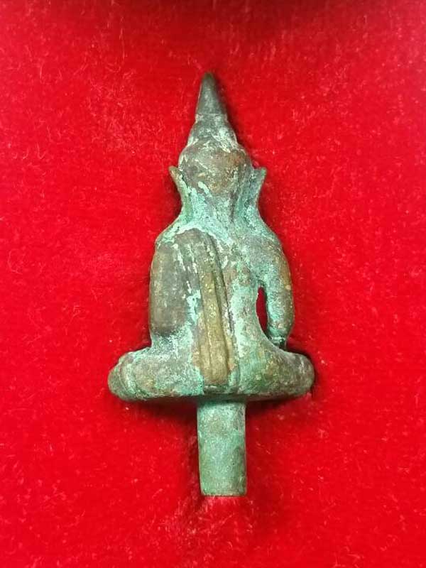 พระยอดธงรัตนโกสินทร์ เนื้อสัมฤทธิ์สนิมหยก พิธี เสาร์ 3,10 ,มิ.ย.49 วัดอินทรวิหารบางขุนพรหม กทม พิธีเ